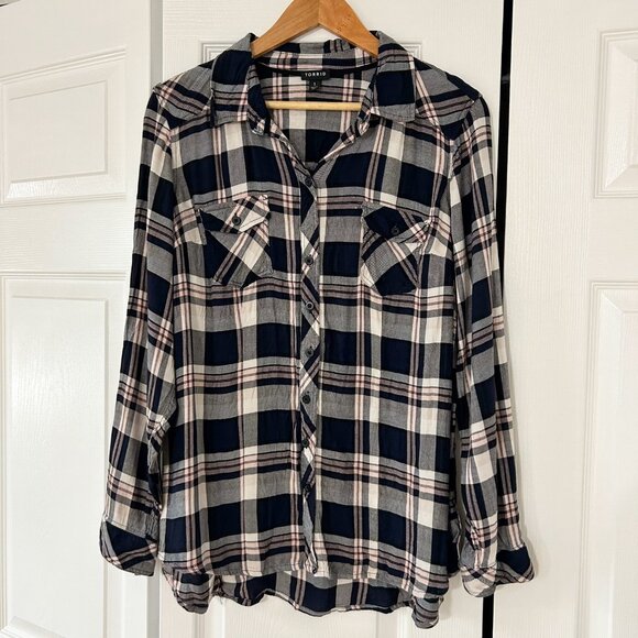 Torrid Navy Blue Pink Plaid Button Front Shirt Rayon Long Sleeve Size 1X EUC - Picture 2 of 7